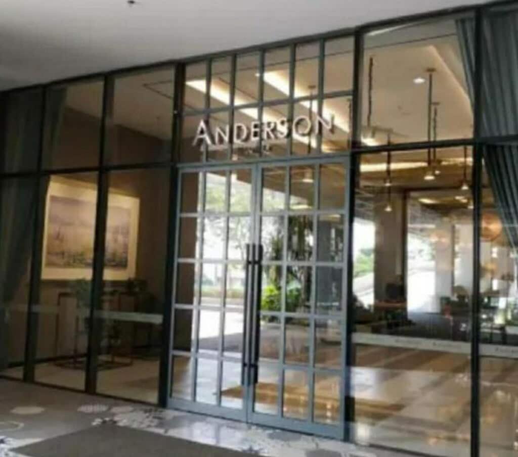 Pakuwonmall Anderson By Host Apartemen *